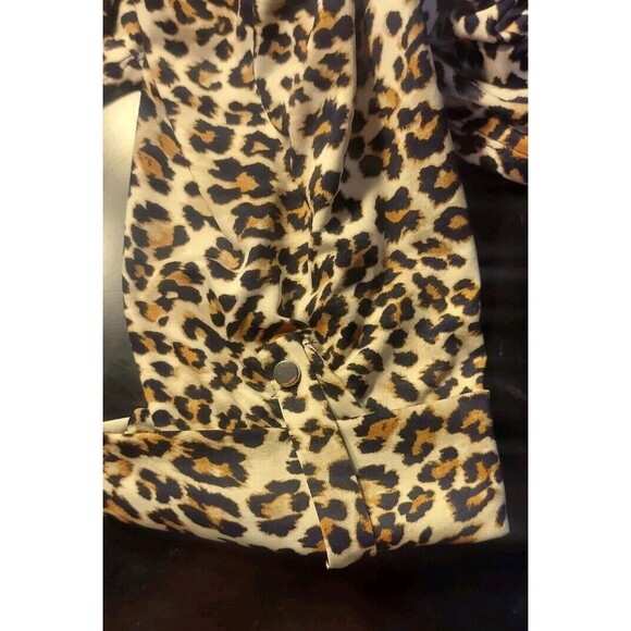 * Kim Rogers Womens Sz 3X Leopard Cuffed Sleeve Tunic Top  1/4 Button - Picture 6 of 8